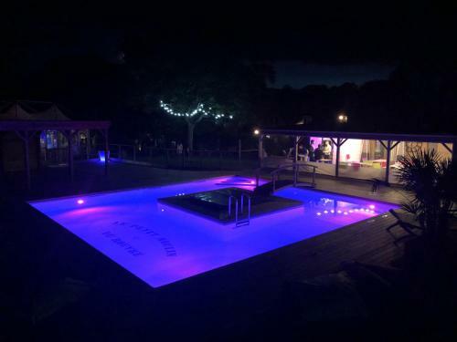 Hostal Le Petit Moulin Du Rouvre