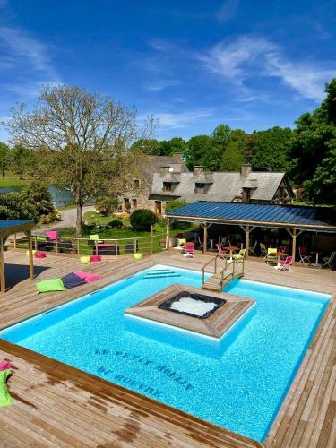 Hostal Le Petit Moulin Du Rouvre