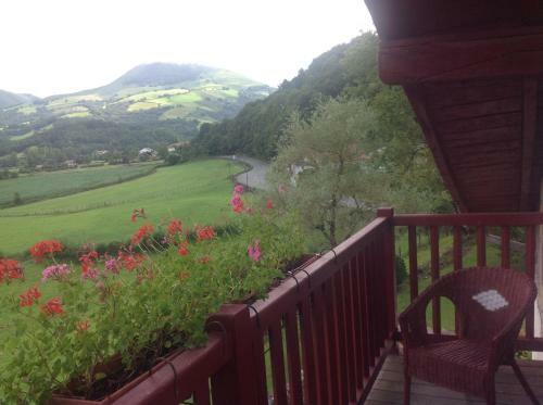 Bed & Breakfast Maison Amestoia