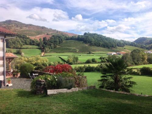 Bed & Breakfast Maison Amestoia