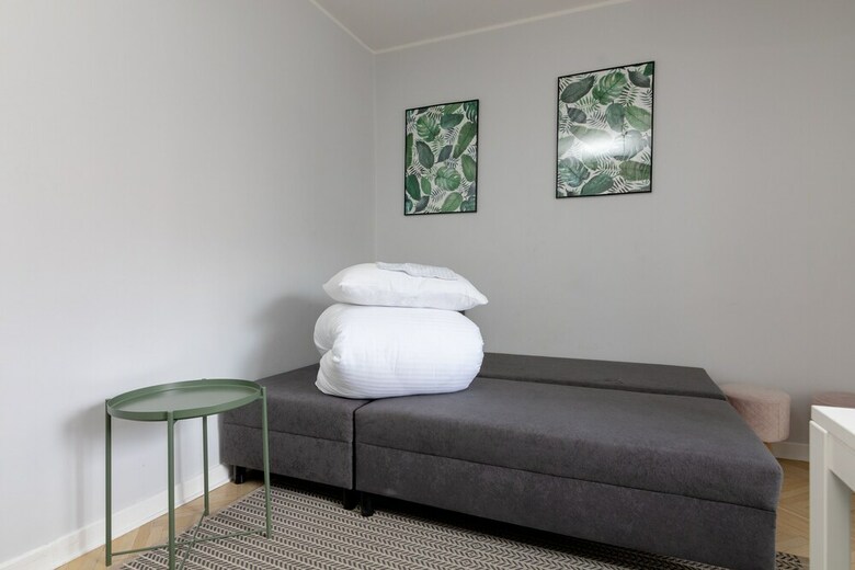 Srodmiescie Apartment By The River