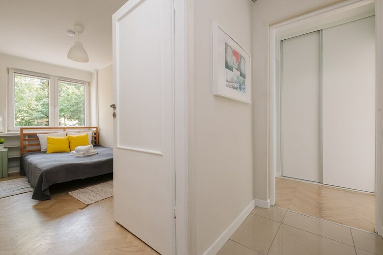 Srodmiescie Apartment By The River