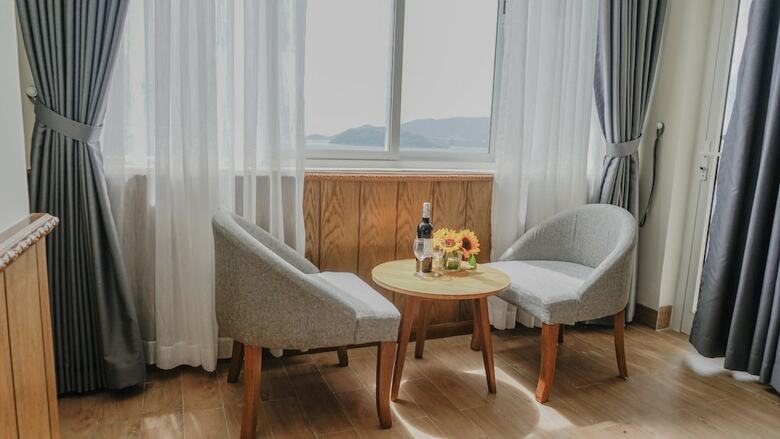 Glory Hotel