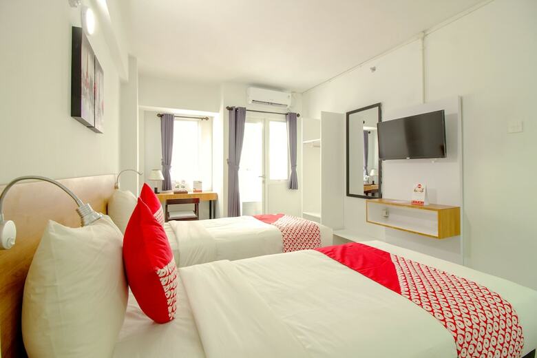 Hostal Oyo Flagship 1260 Sentraland Karawang