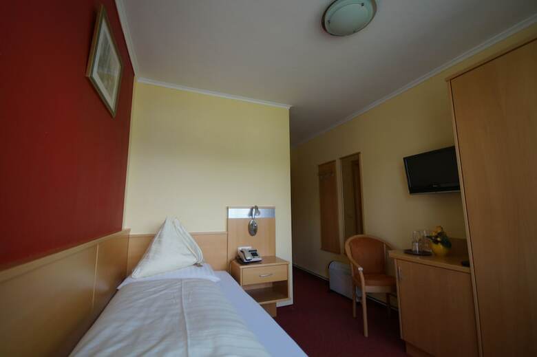 Strandhotel Schabus
