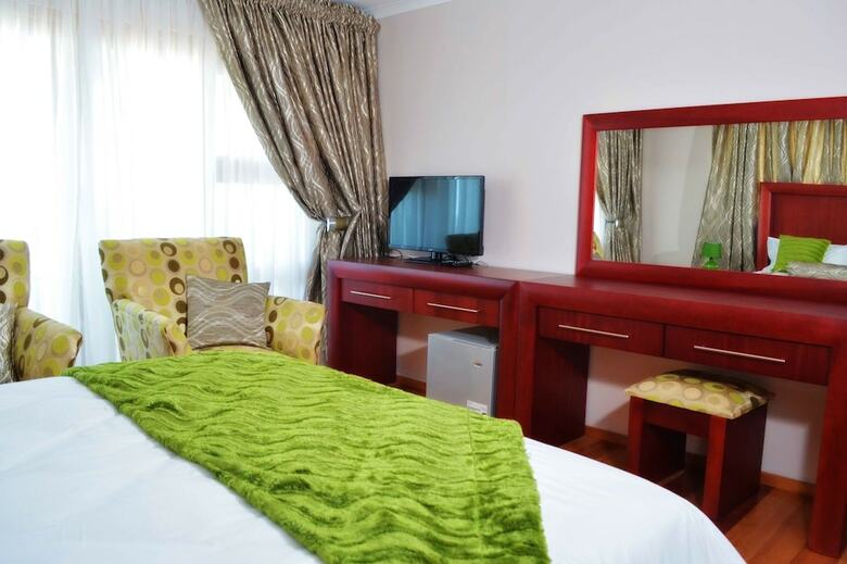 Hotel Empoza Seaview Guesthouse