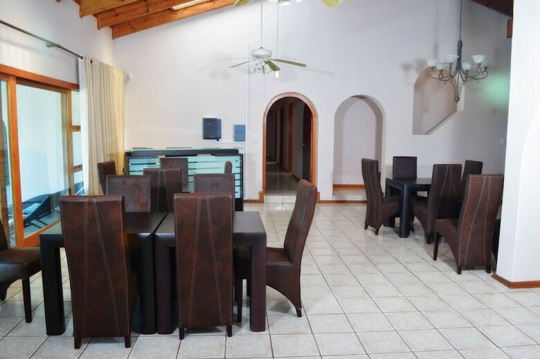 Hotel Empoza Seaview Guesthouse