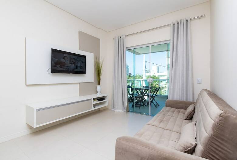Aluguel Apartamento 2 Quartos 1 Suite 001
