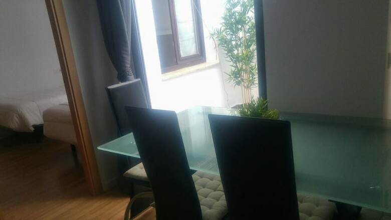 Apartamentos Antonios Place Almagro Centro