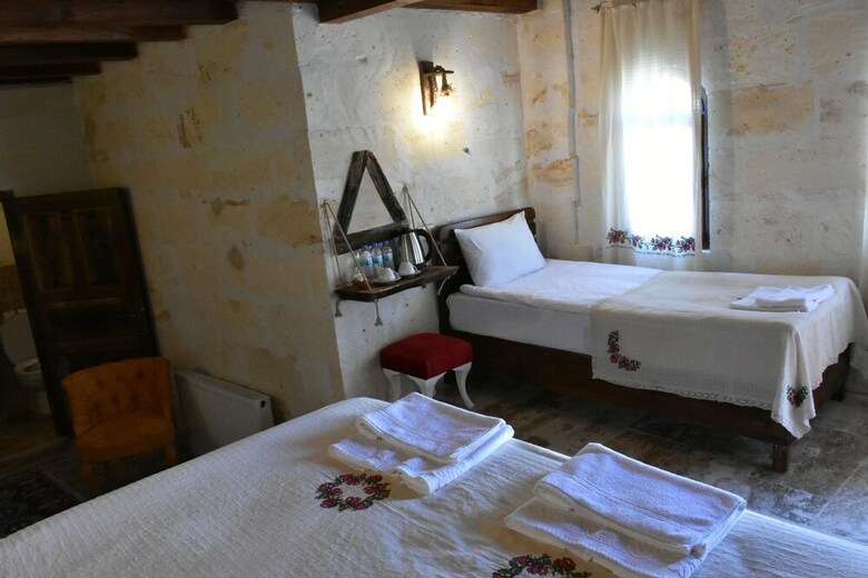 Hotel Glamada Cave Suites