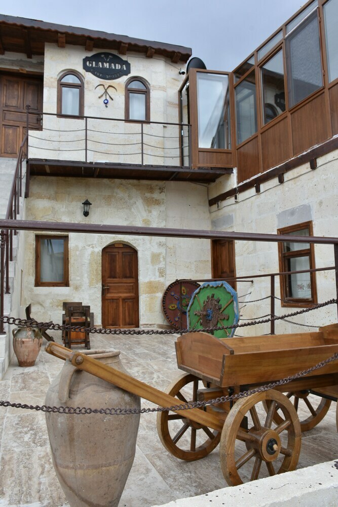 Hotel Glamada Cave Suites
