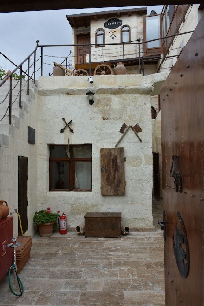 Hotel Glamada Cave Suites