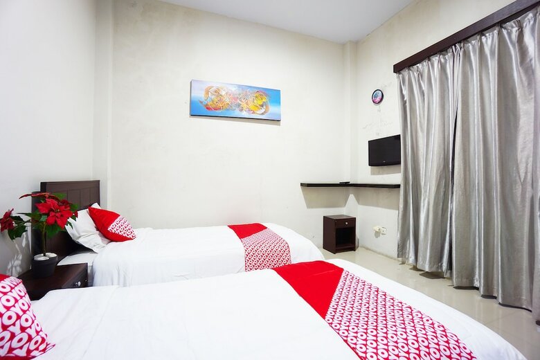 Hostal Oyo 1236 Elite Residence