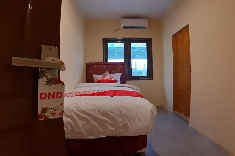 Hostal Oyo 1053 Angelyn Home Stay