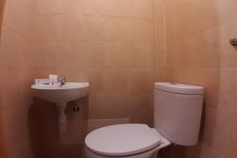 Hostal Oyo 1053 Angelyn Home Stay