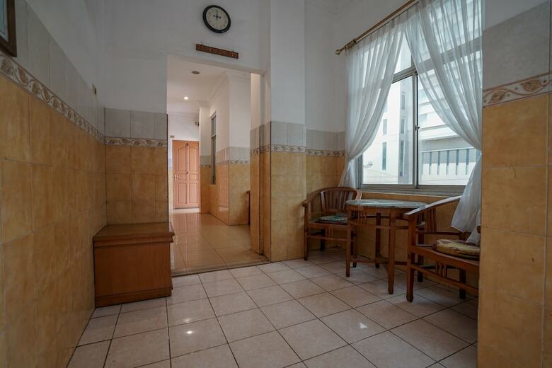 Hostal Oyo 1173 Hotel Shofa Marwah