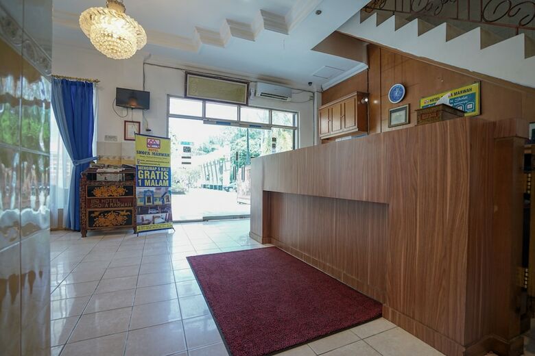 Hostal Oyo 1173 Hotel Shofa Marwah
