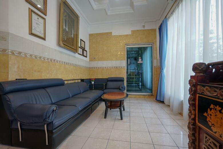 Hostal Oyo 1173 Hotel Shofa Marwah