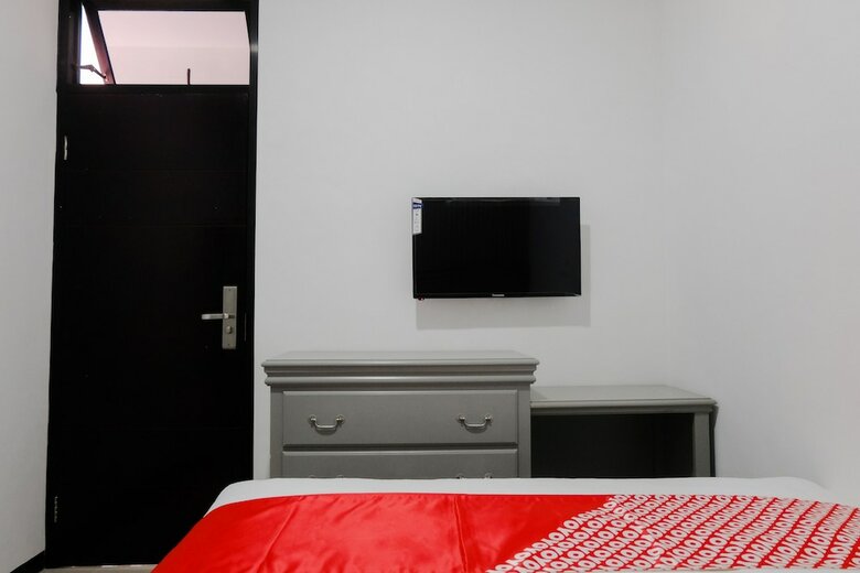 Hotel Oyo 1108 Smart Tlogomas
