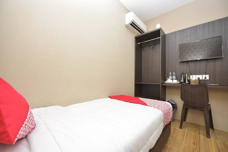 Oyo 1228 Hotel Novanda