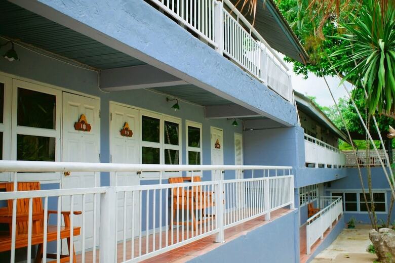Hotel Baanrai Riverkkwai Resort