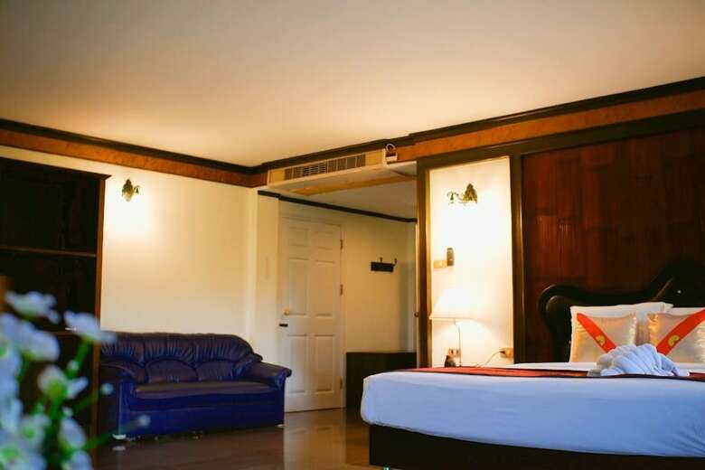 Hotel Baanrai Riverkkwai Resort