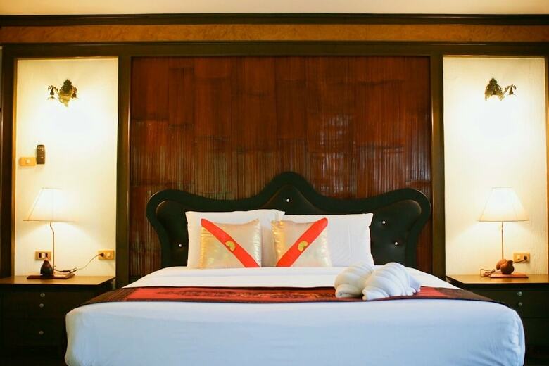Hotel Baanrai Riverkkwai Resort