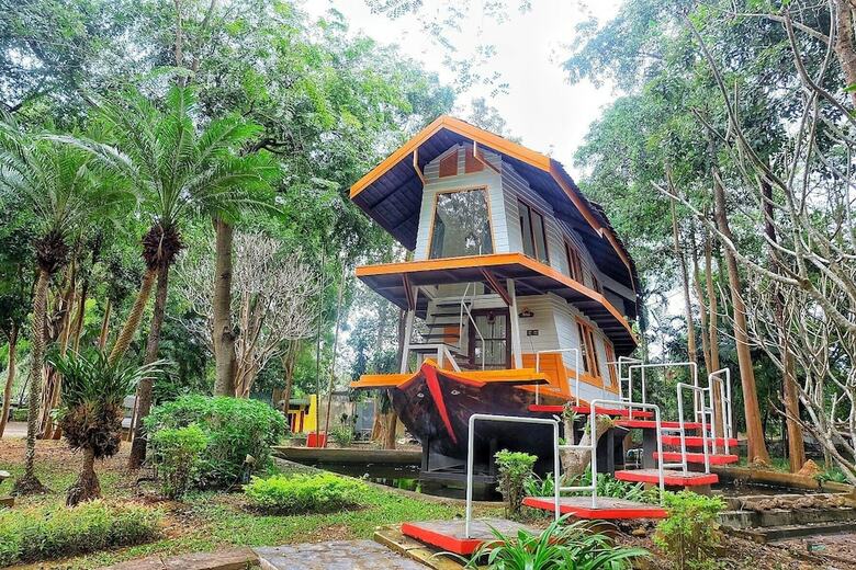 Hotel Baanrai Riverkkwai Resort