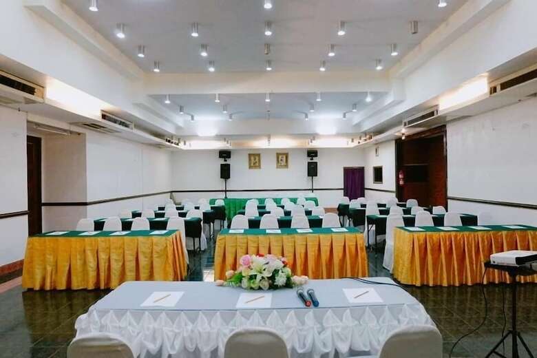 Hotel Baanrai Riverkkwai Resort