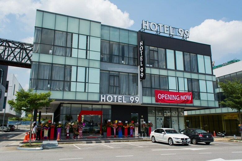 Hotel 99 Sepang Klia
