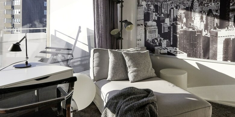Apartment 14. Og Mit Traumblick