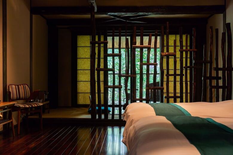 Ancient Hotel Asama Karuizawa