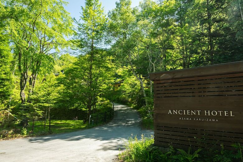 Ancient Hotel Asama Karuizawa