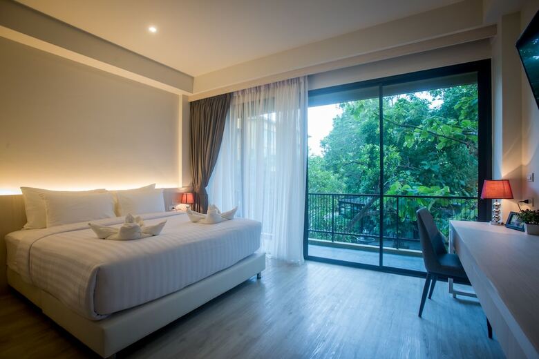 T-rex Burirum Boutique Hotel