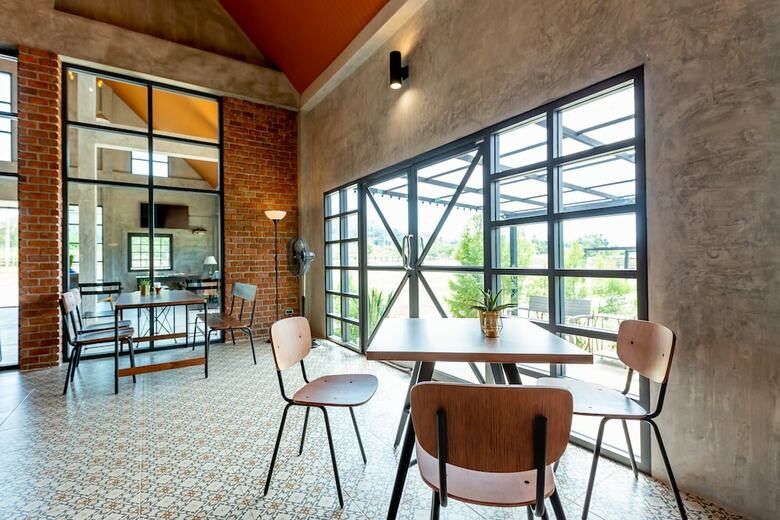 Hotel The Barn Huahin