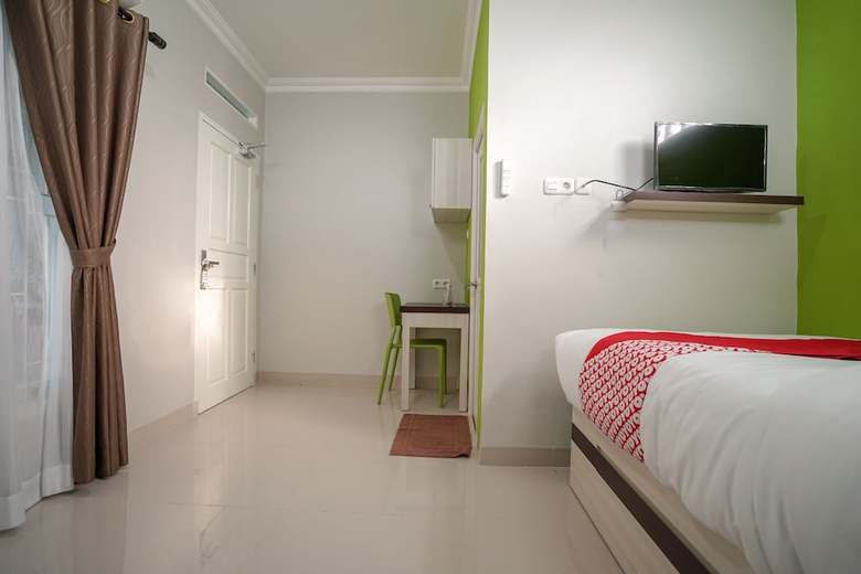 Hotel Oyo 948 Vivi Residence Syariah II