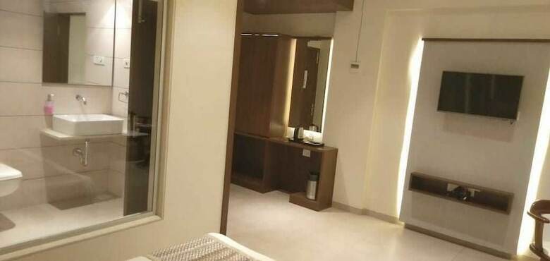 Hotel Shree Balaji International