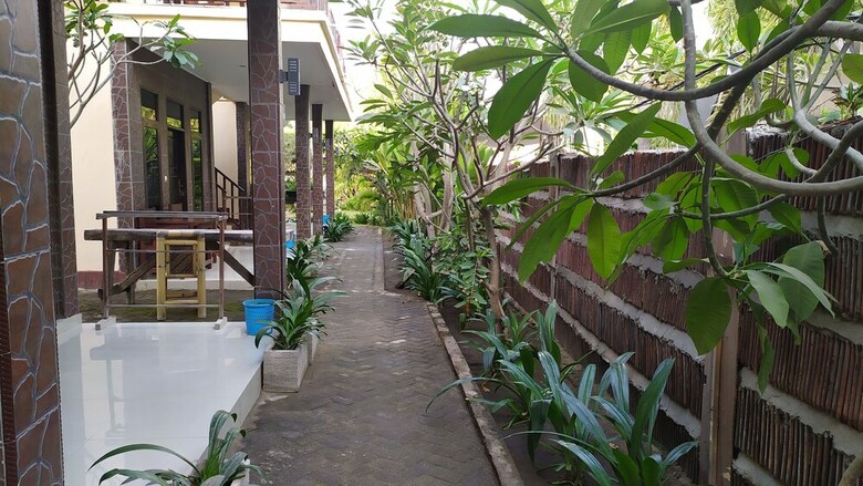 Hotel Kusuka Bungalows