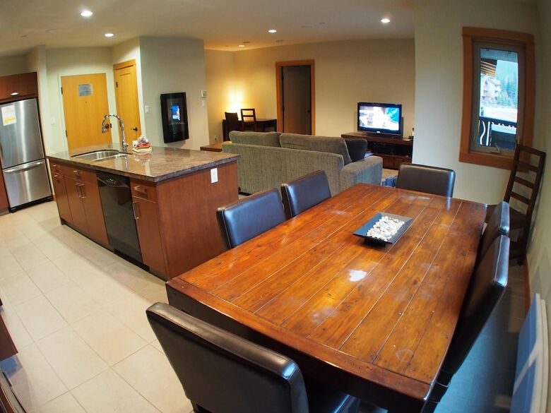 Kookaburra Lodge #204 By Bear Country