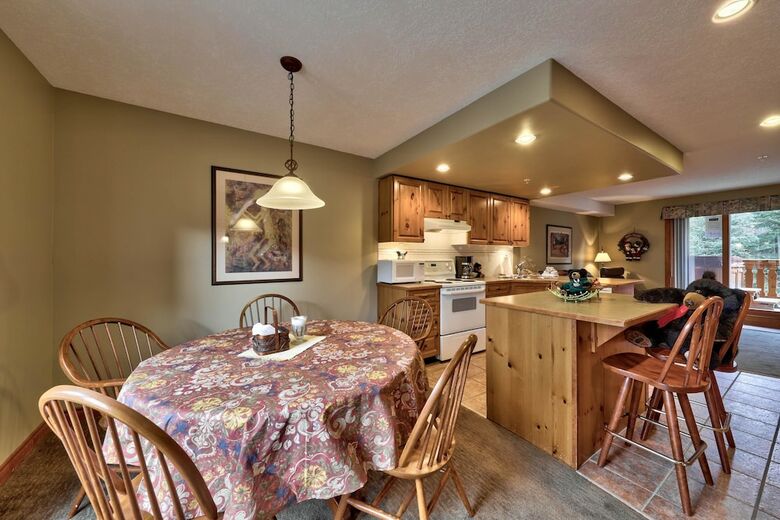 Timberline Village #15 By Bear Country