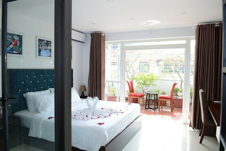 Hotel Hanoi Garden House And Travel