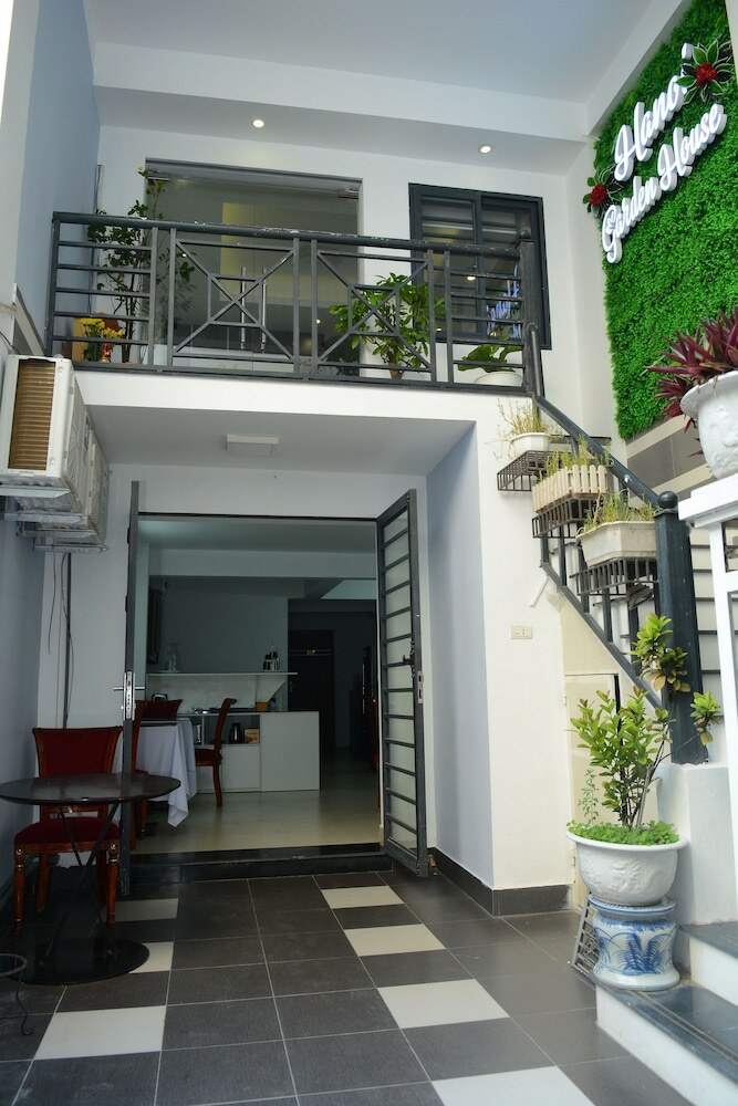 Hotel Hanoi Garden House And Travel