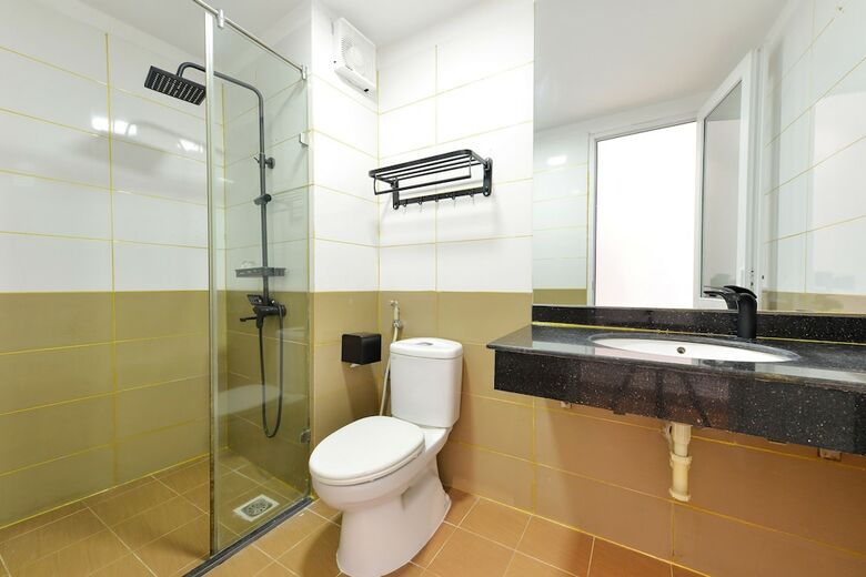 Oyo 276 Bh Hotel