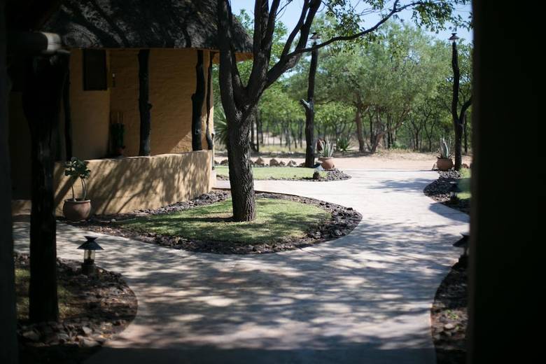 Posada Mopane Bush Lodge