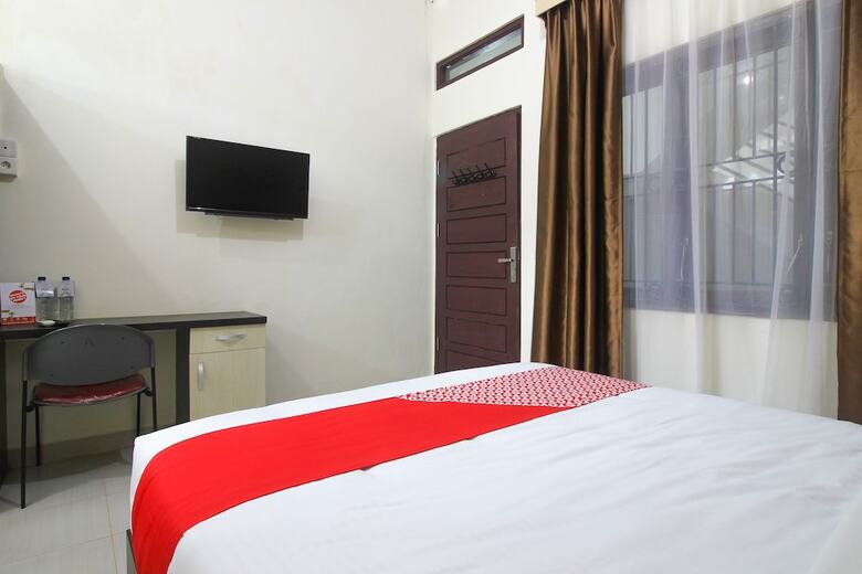 Hostal Oyo 962 Family Homestay