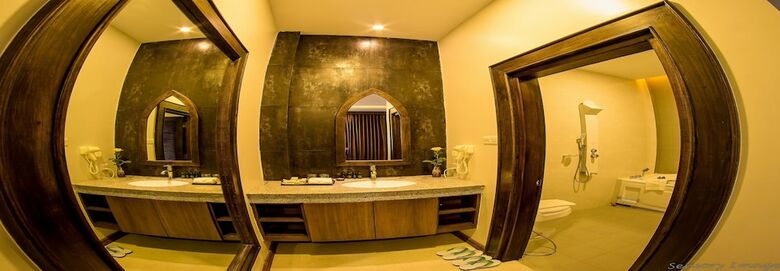 Hotel Lustre Bagan Resort