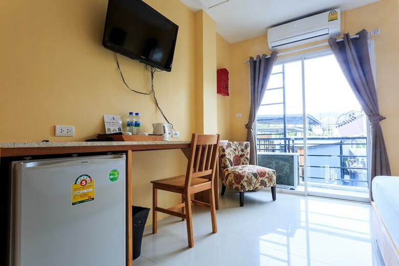 Hotel Seacono Patong Beach Front