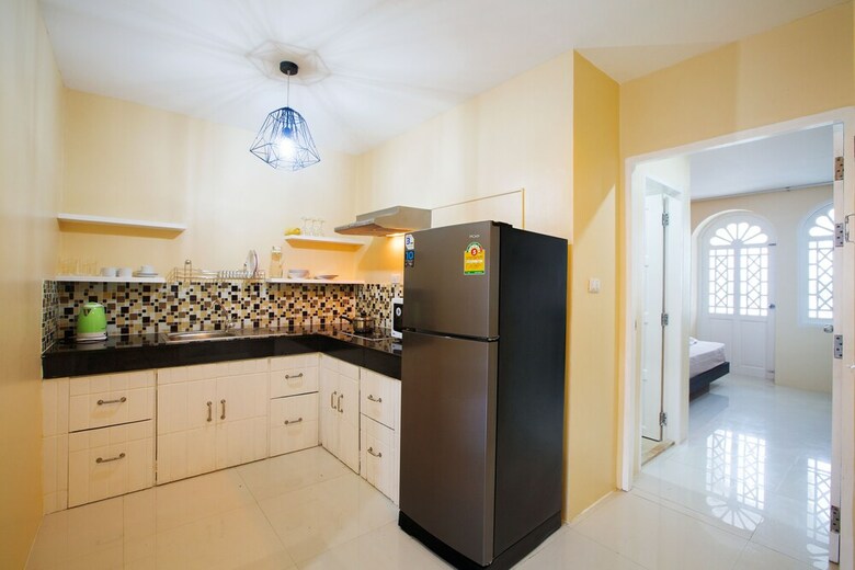 Hotel Seacono Patong Beach Front