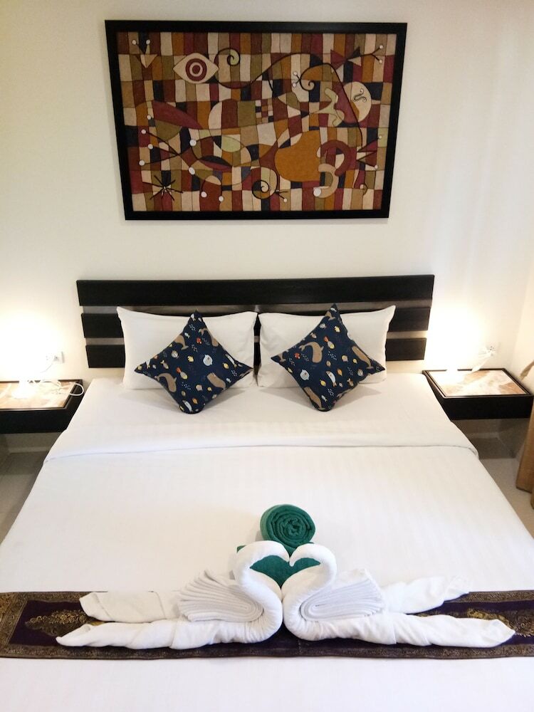Hotel Seacono Patong Beach Front