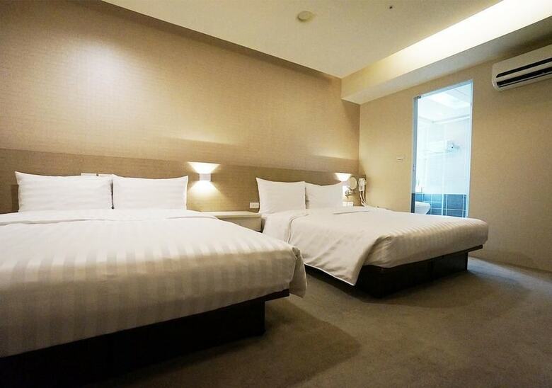 Win Inn Chiayi Hotel